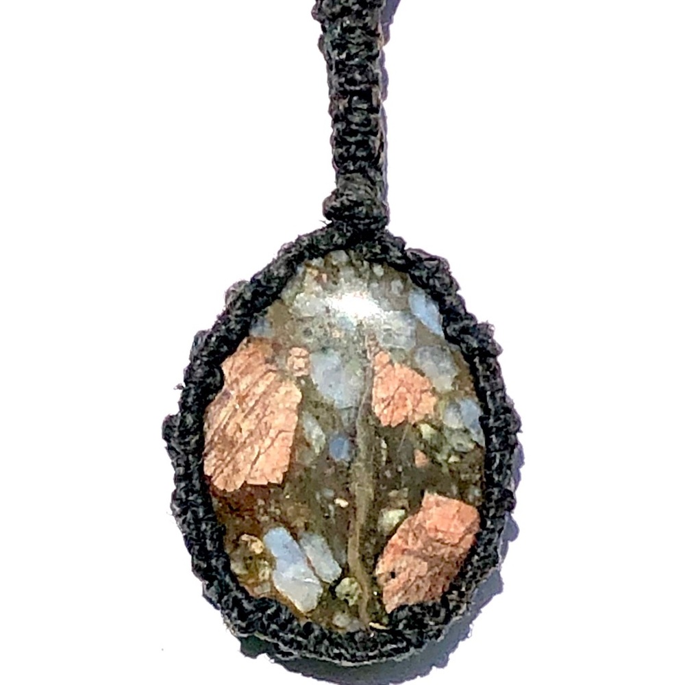 Blue Spot Labradorite Macrame Hemp Necklace